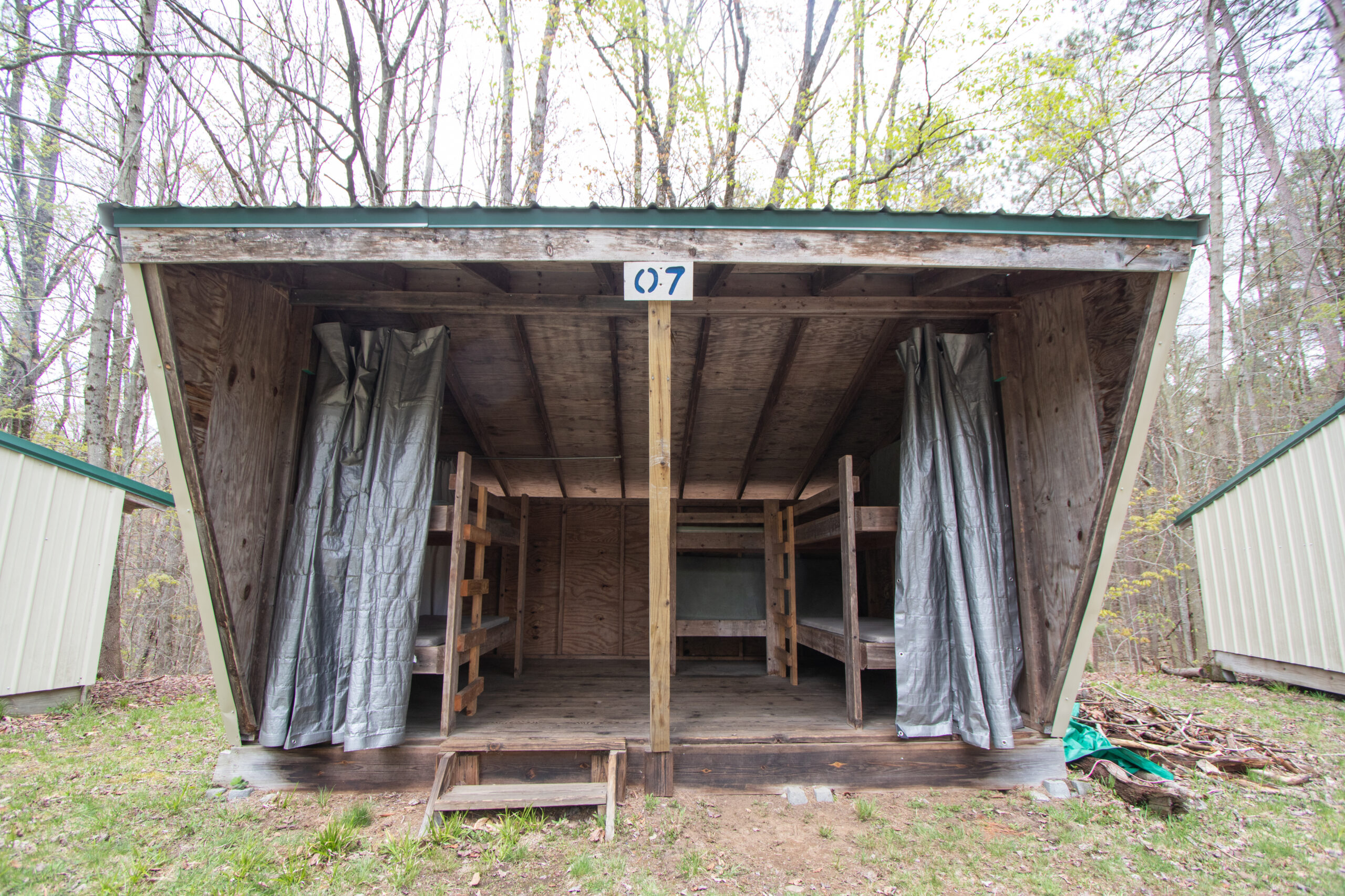 We have 17 of Lean-Tos scattered throughout our site, with 6 beds available each on a first-come, first-serve basis. Lean-Tos are popular for group encampments but also make excellent sleeping spaces during warmer months. Lean-Tos do not come with electricity or heating.